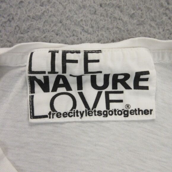 Free City Womens Lanai Hawaii T-Shirt size S? Life Nature Love Surf Beach - Picture 2 of 8